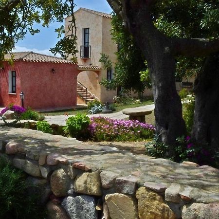 Hotel La Corte Rosada Villasimius Eksteriør billede