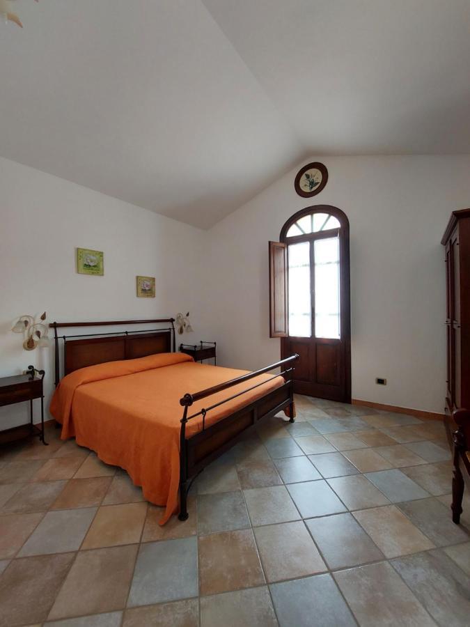 Hotel La Corte Rosada Villasimius Eksteriør billede
