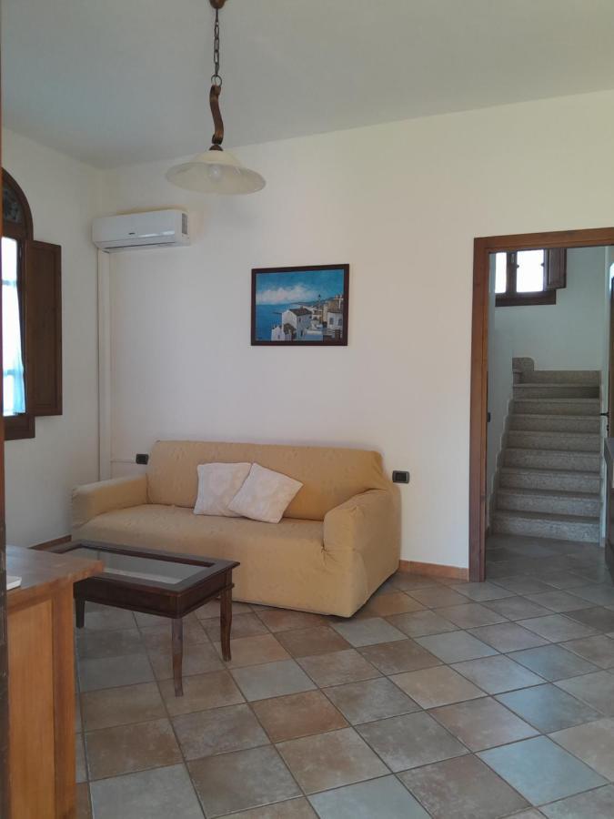 Hotel La Corte Rosada Villasimius Eksteriør billede