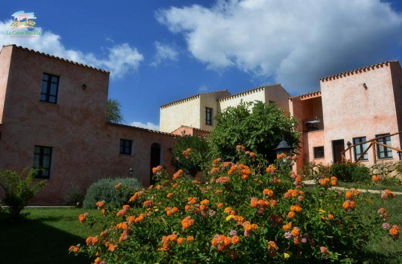 Hotel La Corte Rosada Villasimius Eksteriør billede