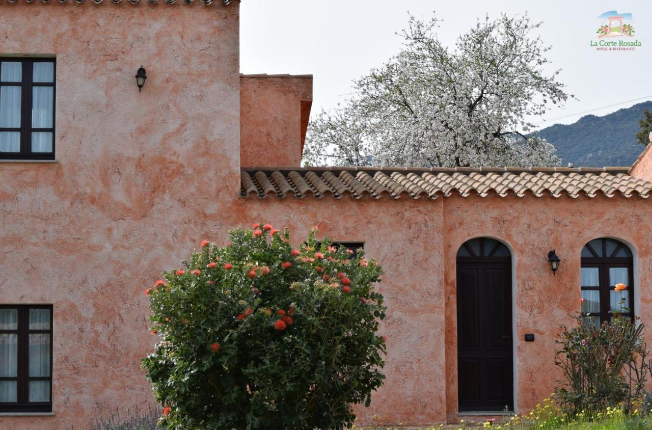 Hotel La Corte Rosada Villasimius Eksteriør billede